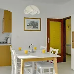 Ljuba Appartement *